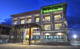 โรงแรมเดอะพีค บูติค (SHA Extra Plus)